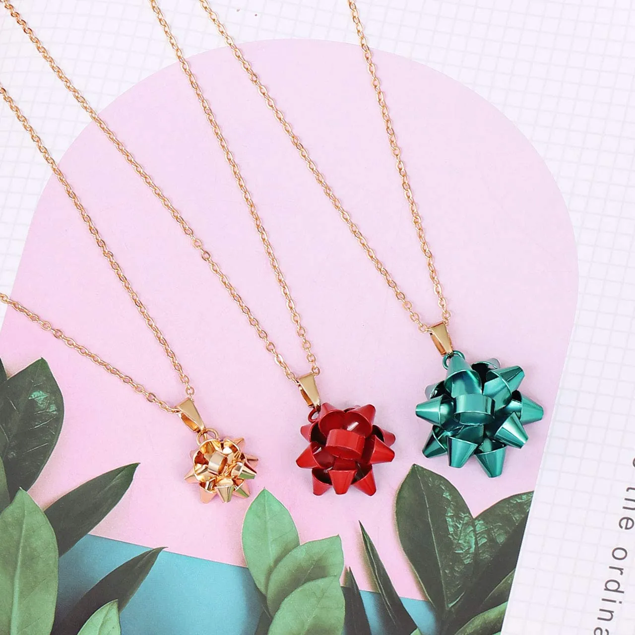 ALEXY 3PCS Christmas Necklaces X-Mas Gift Bow Pendant Necklaces Set Delicate Layered Chain Necklaces Party Gift for Women Girls Multicolor