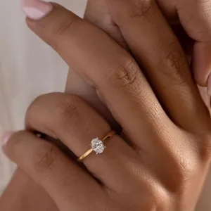 Bordeaux 0.50ct | Oval Solitaire natural Diamond Set in 18ct Gold