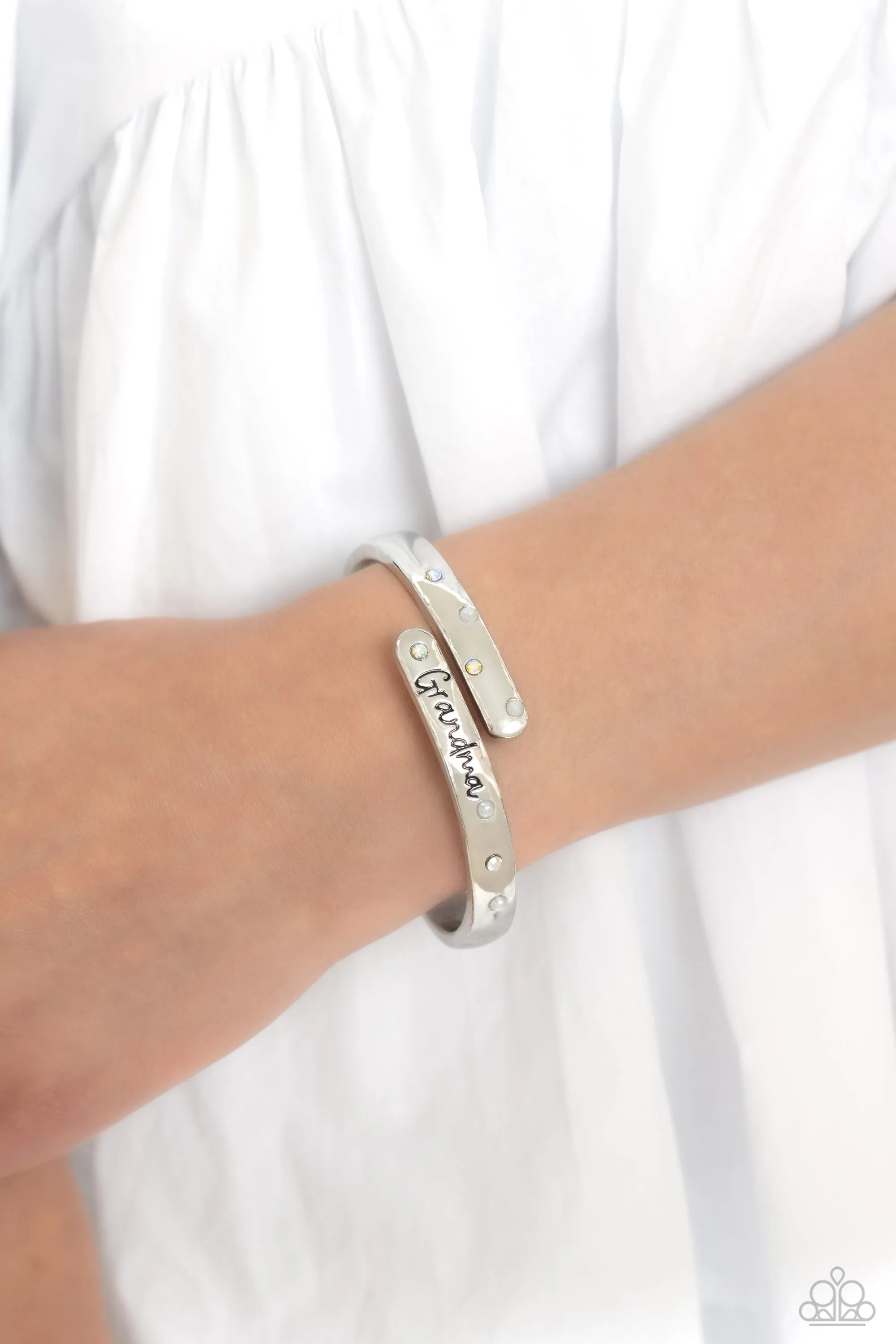 Bracelets Gorgeous Grandma - White MDAY