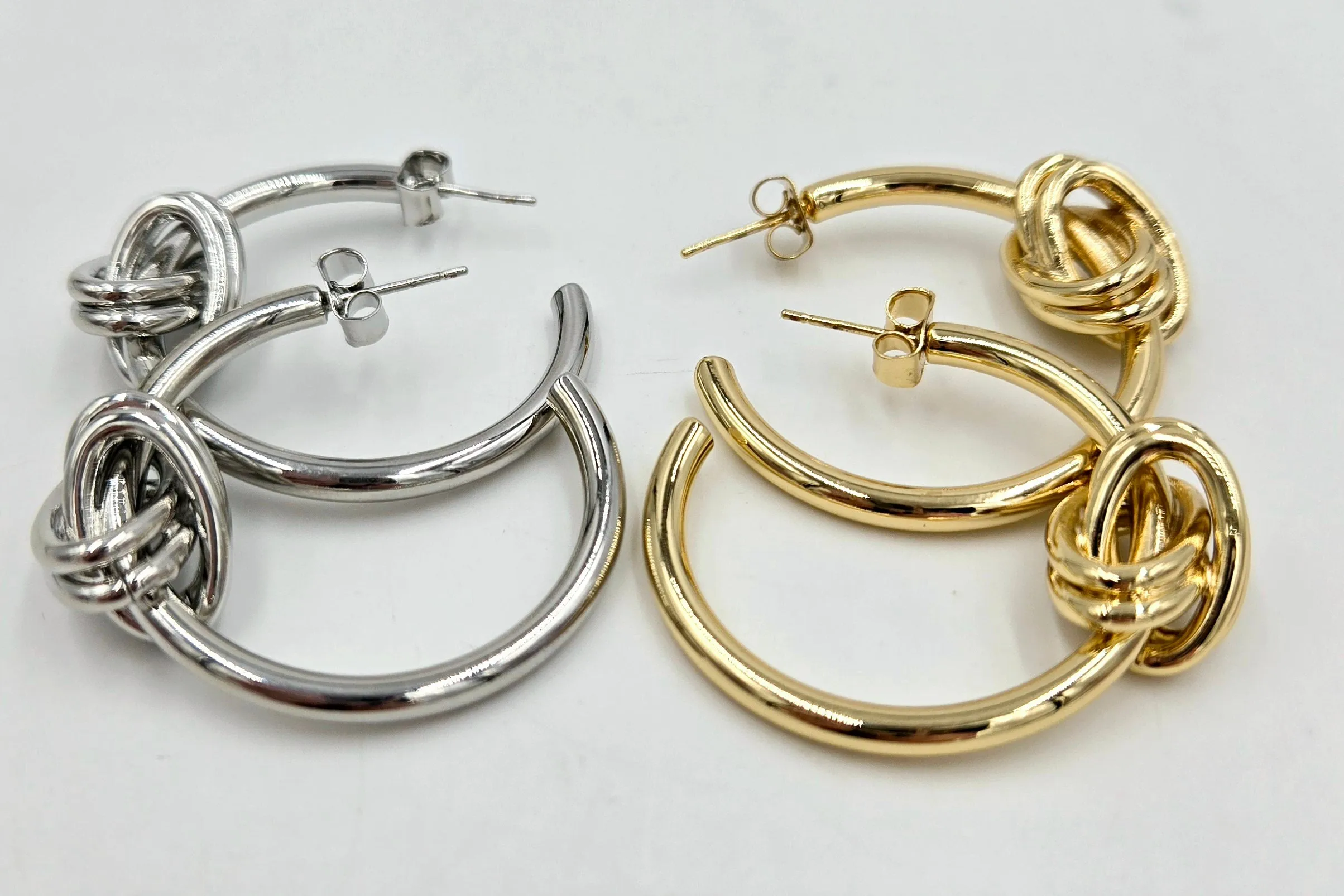 Classic Knot Hoop Earrings (2 colors)