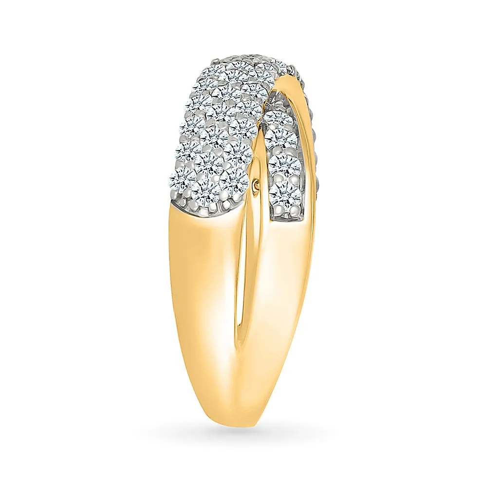Dazzling intertwined Diamond Ring