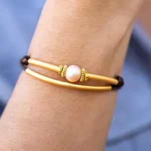 Donna, Natural Black Lizzy James Adjustable Bracelets