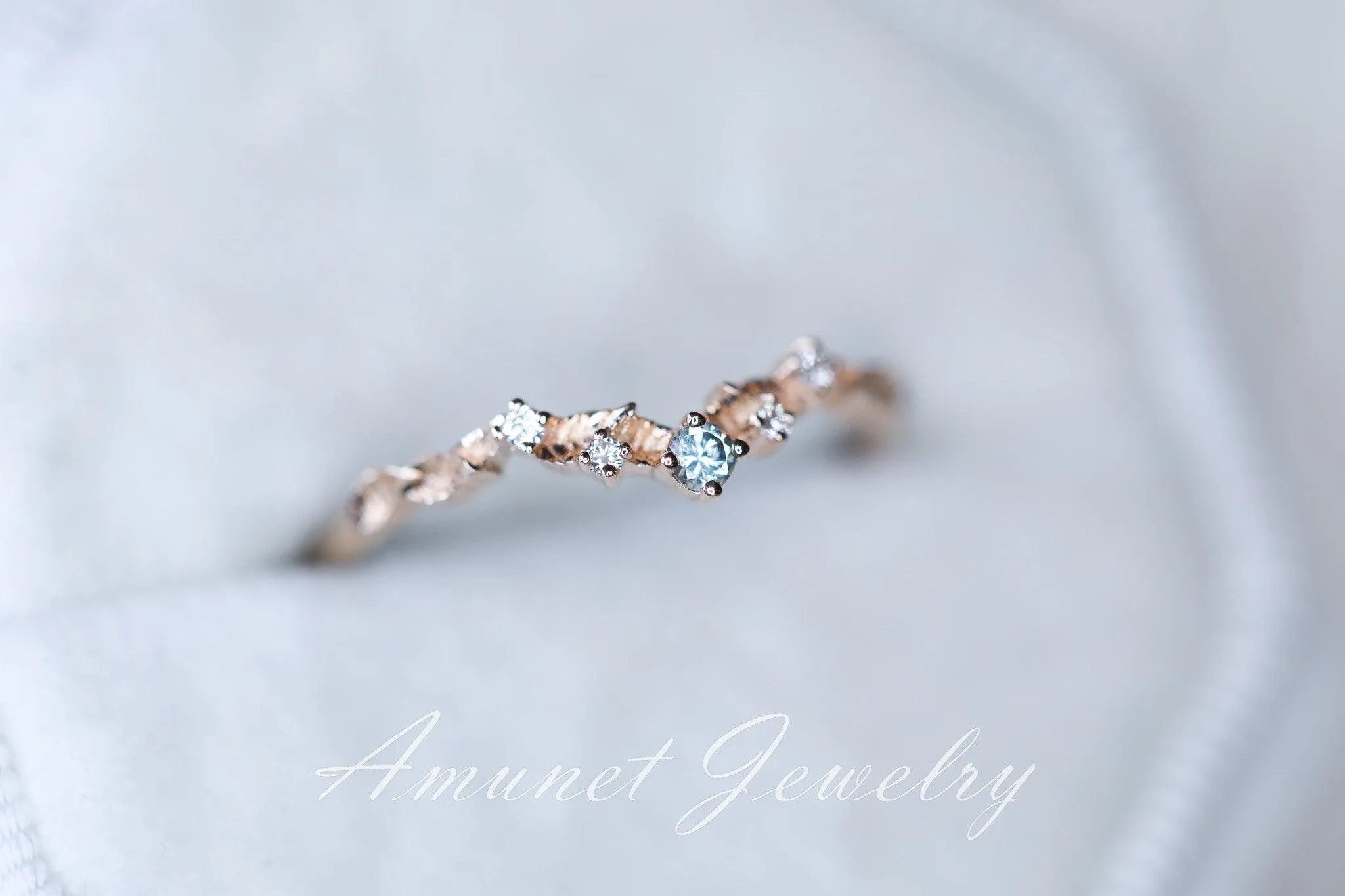 Elegant Curved Wedding Band – A Unique and Timeless Engagement and Wedding Ring