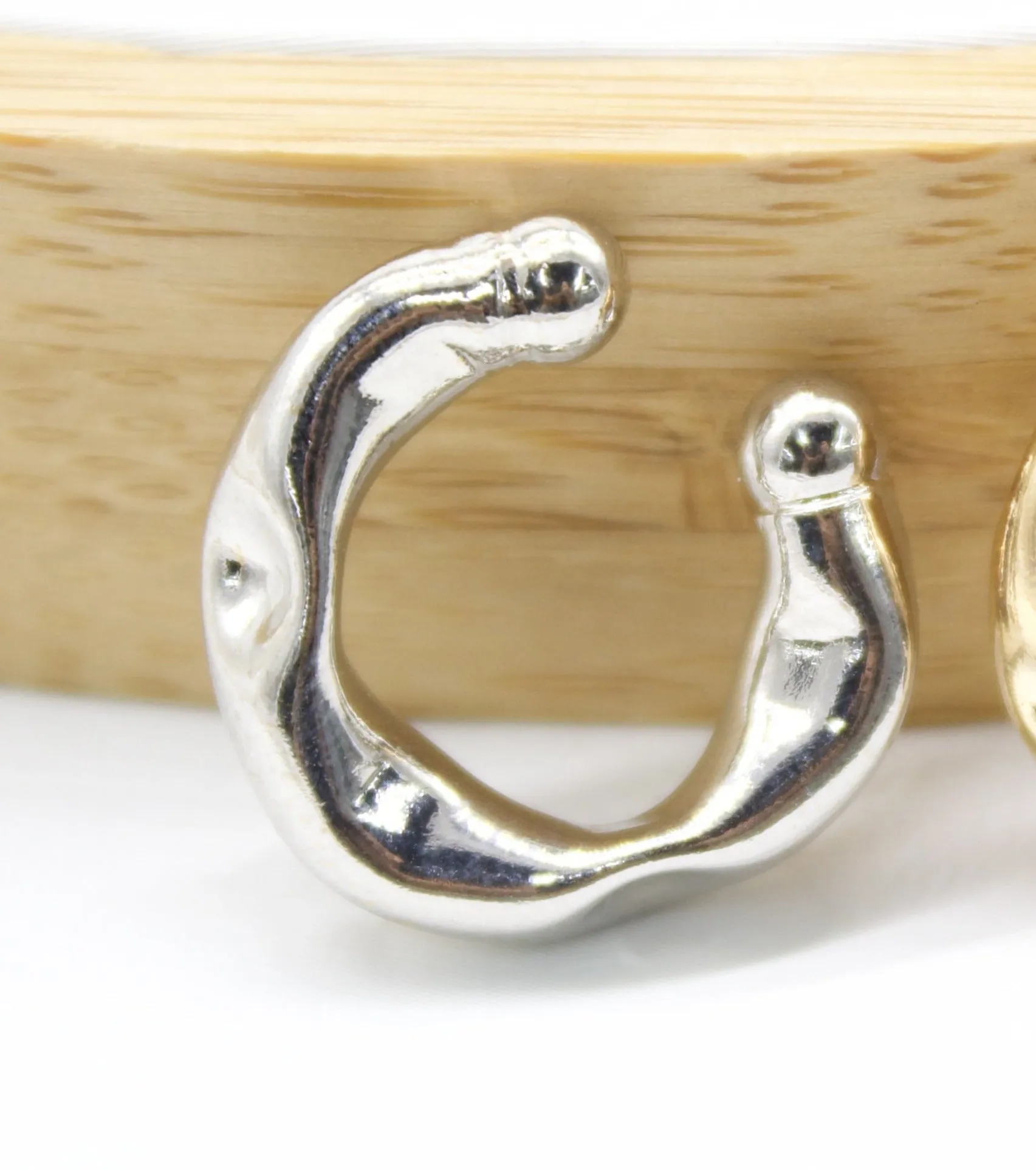 Gold Filled Minimalist Ear Cuff | Non-Pierced Earrings