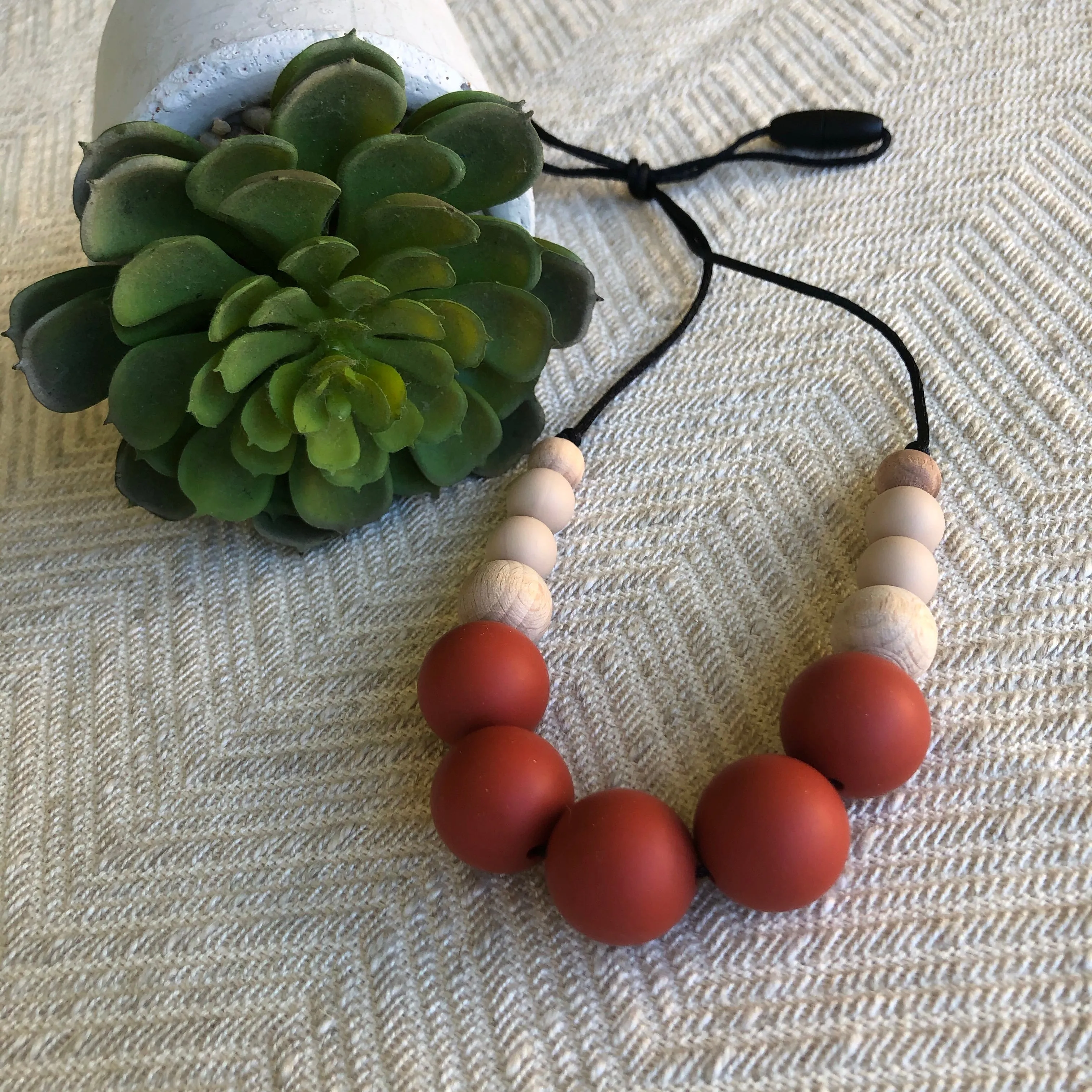 Indi Nursing Necklace