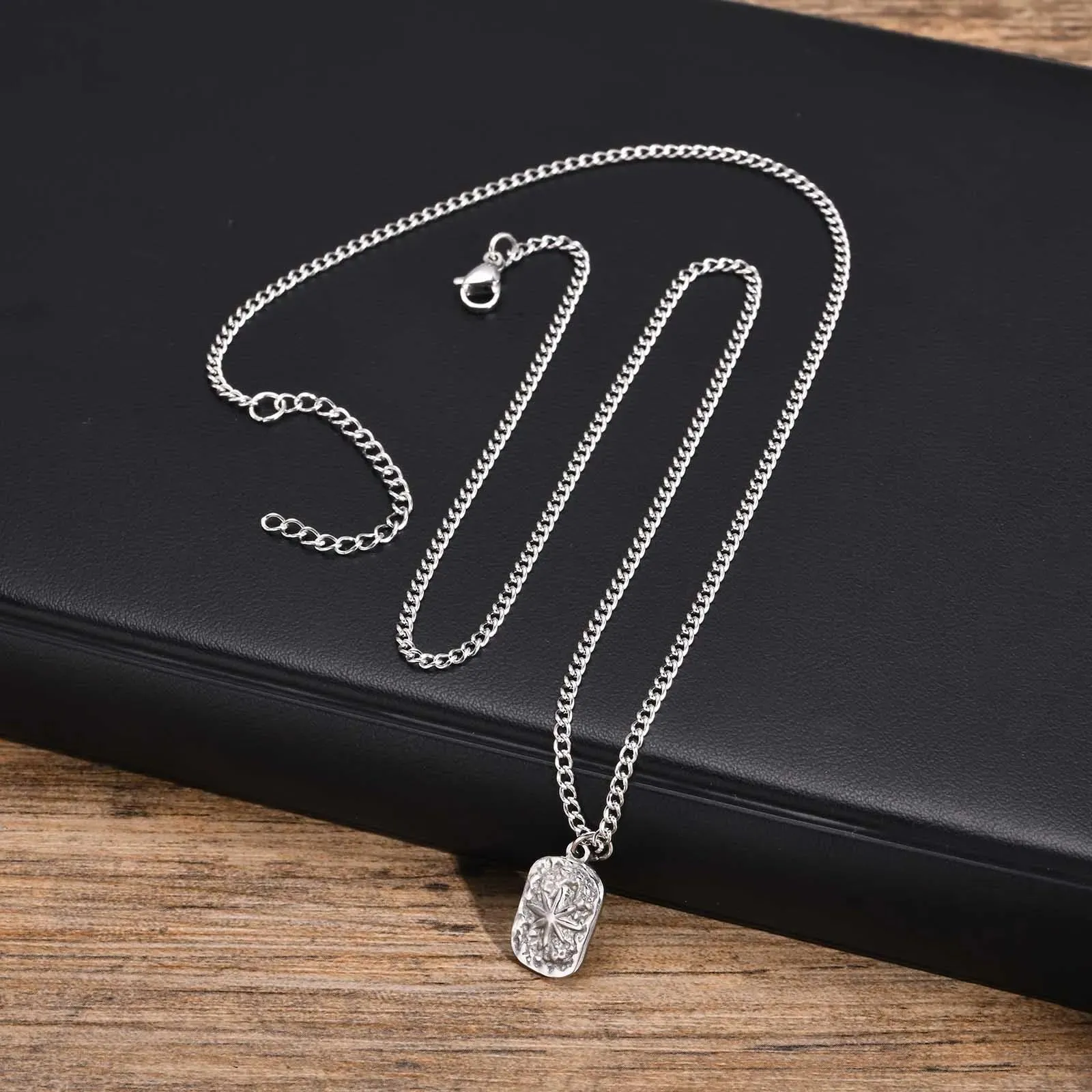 Mens Dog Tag Necklaces, Stylish Hammered Stainless Steel Eight Point Star Pendant Collar