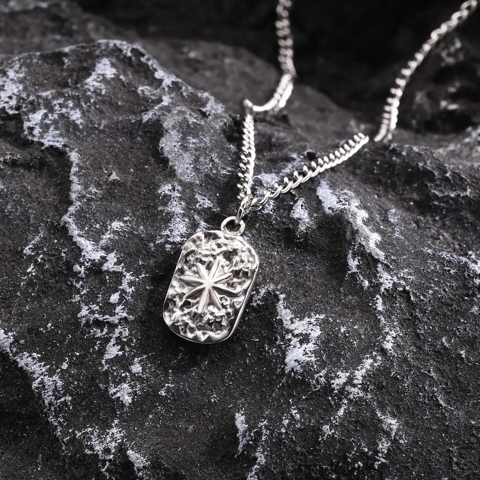 Mens Dog Tag Necklaces, Stylish Hammered Stainless Steel Eight Point Star Pendant Collar