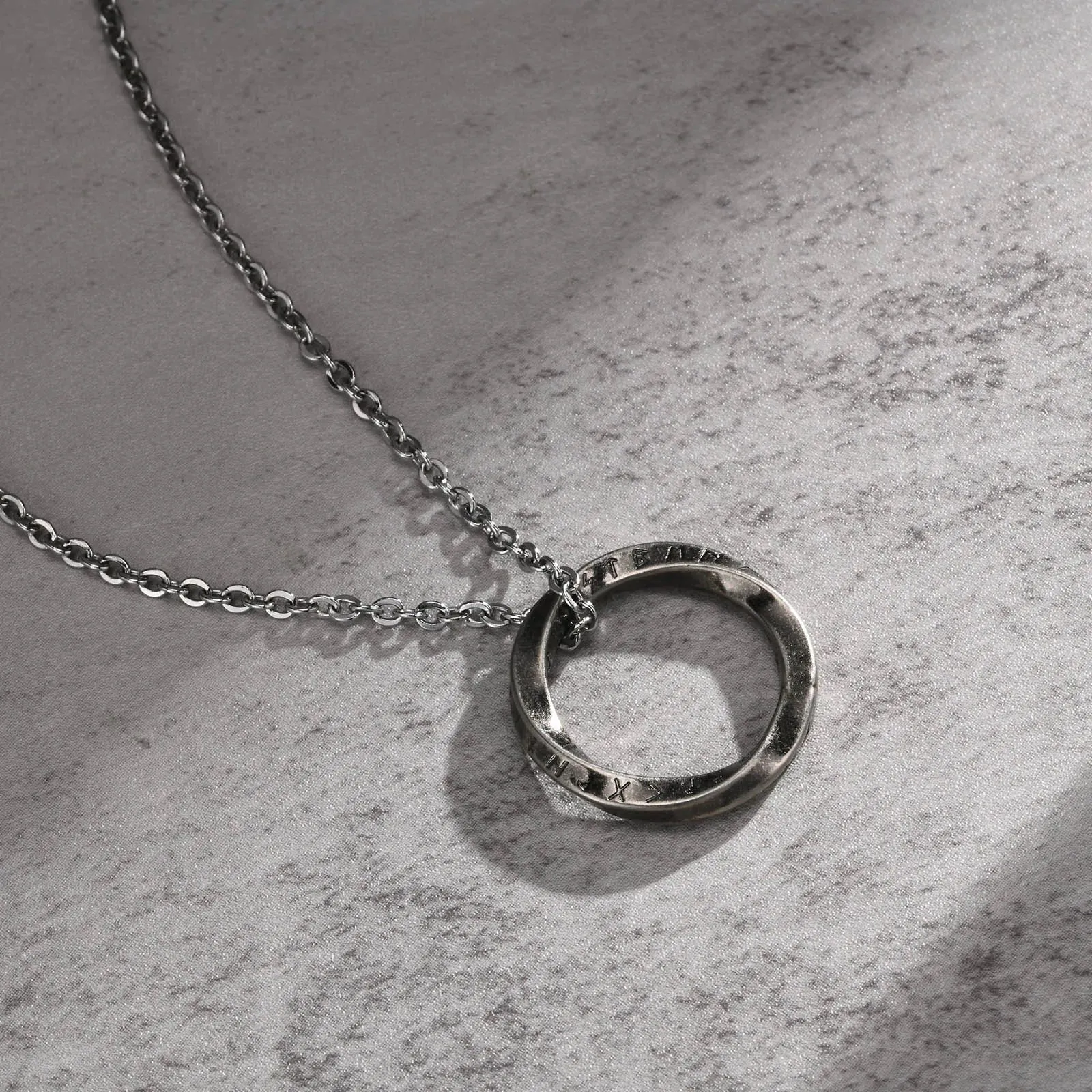New Stylish Norse Viking Necklaces for Men