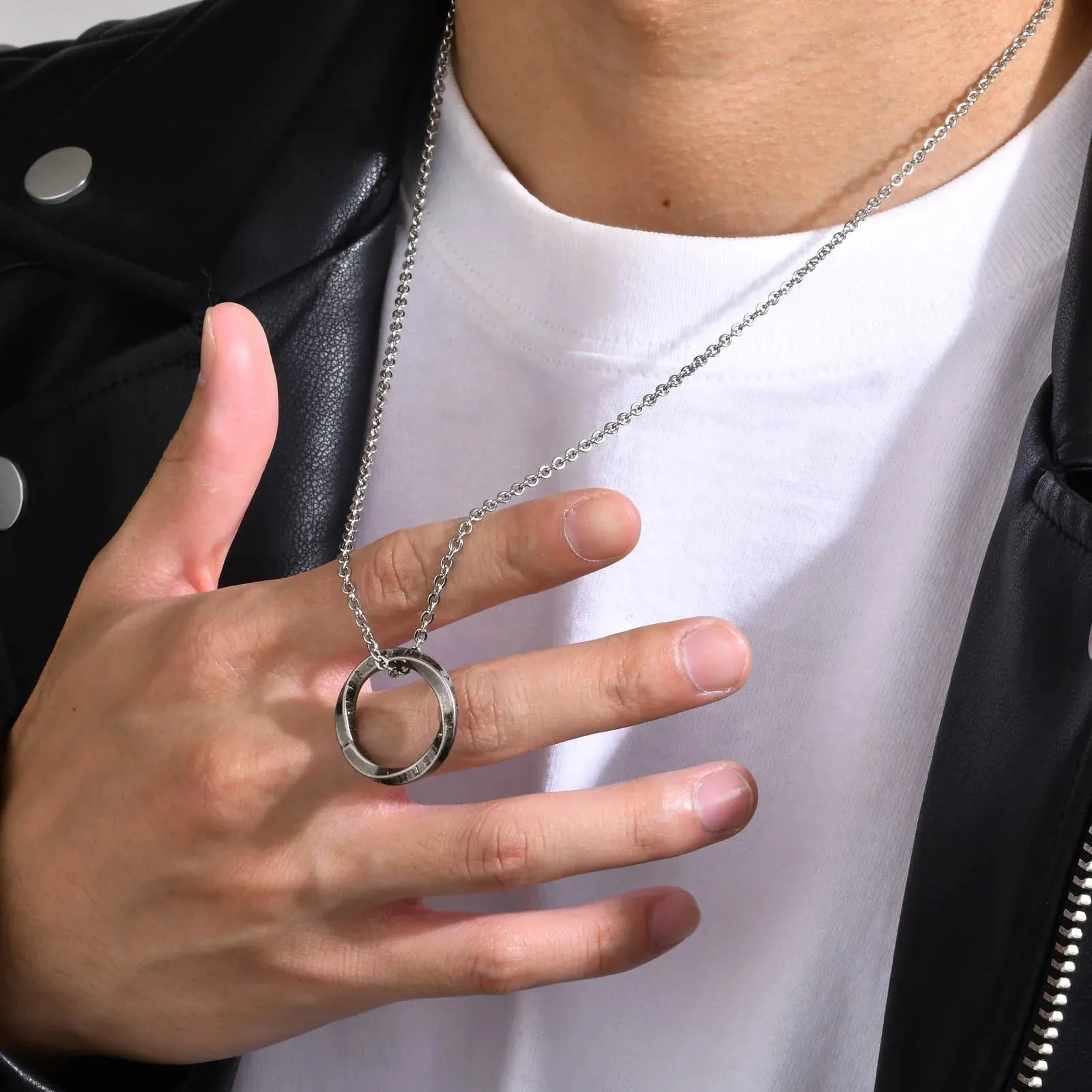 New Stylish Norse Viking Necklaces for Men