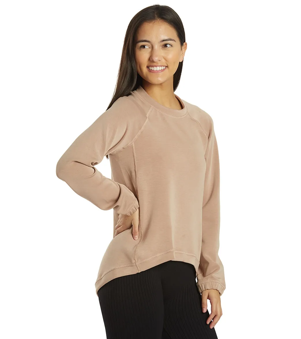 NUX Sleek Sweat Pullover