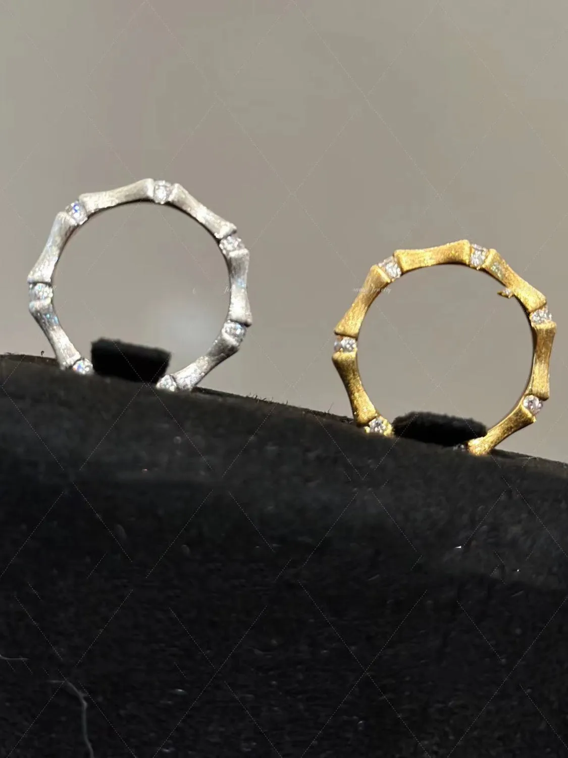 [Retro Luxe] 18K Gold Bamboo Ring - Brushed Bamboo Style with Diamond Accents, Ideal for Weddings and Anniversaries, Perfect for Men and Women