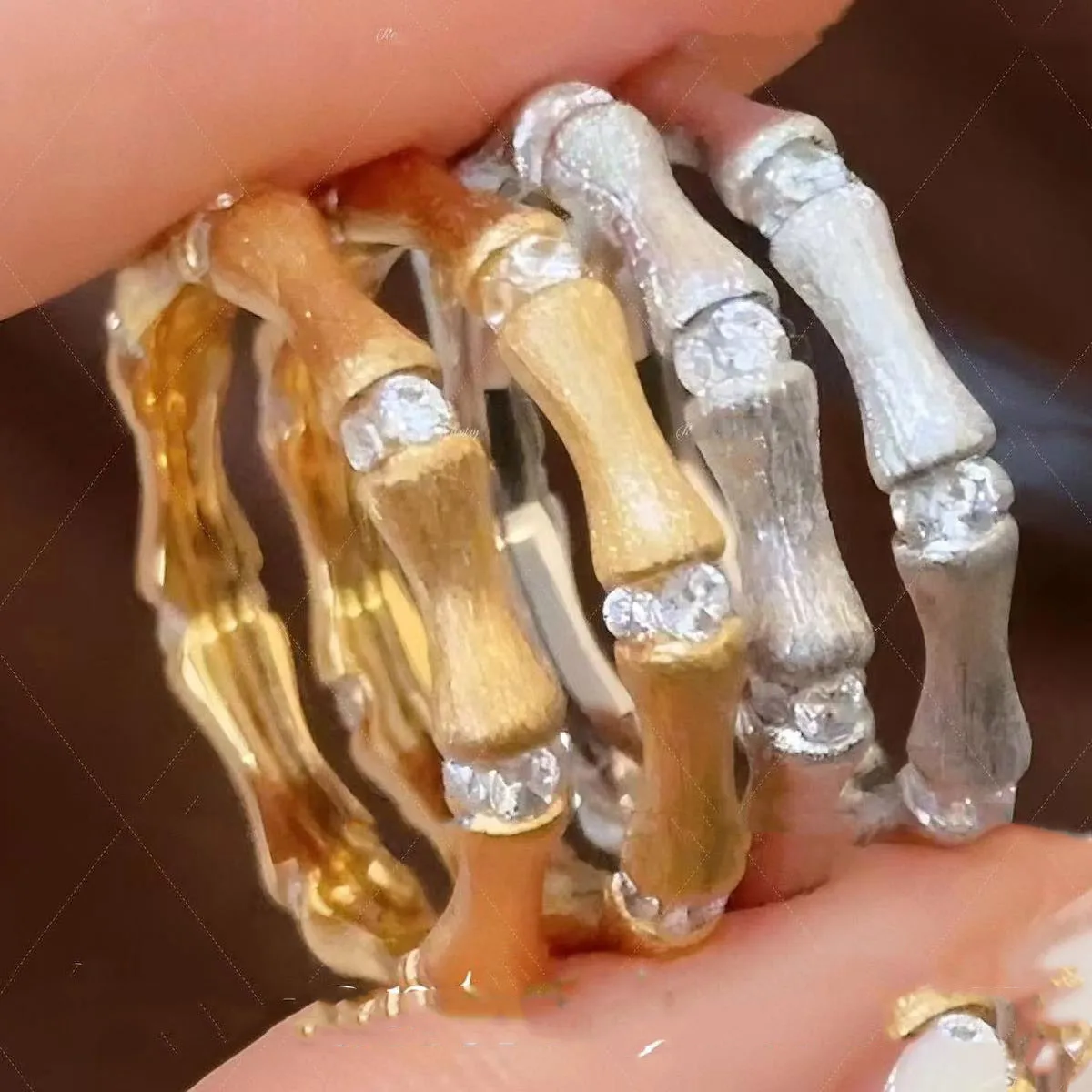 [Retro Luxe] 18K Gold Bamboo Ring - Brushed Bamboo Style with Diamond Accents, Ideal for Weddings and Anniversaries, Perfect for Men and Women