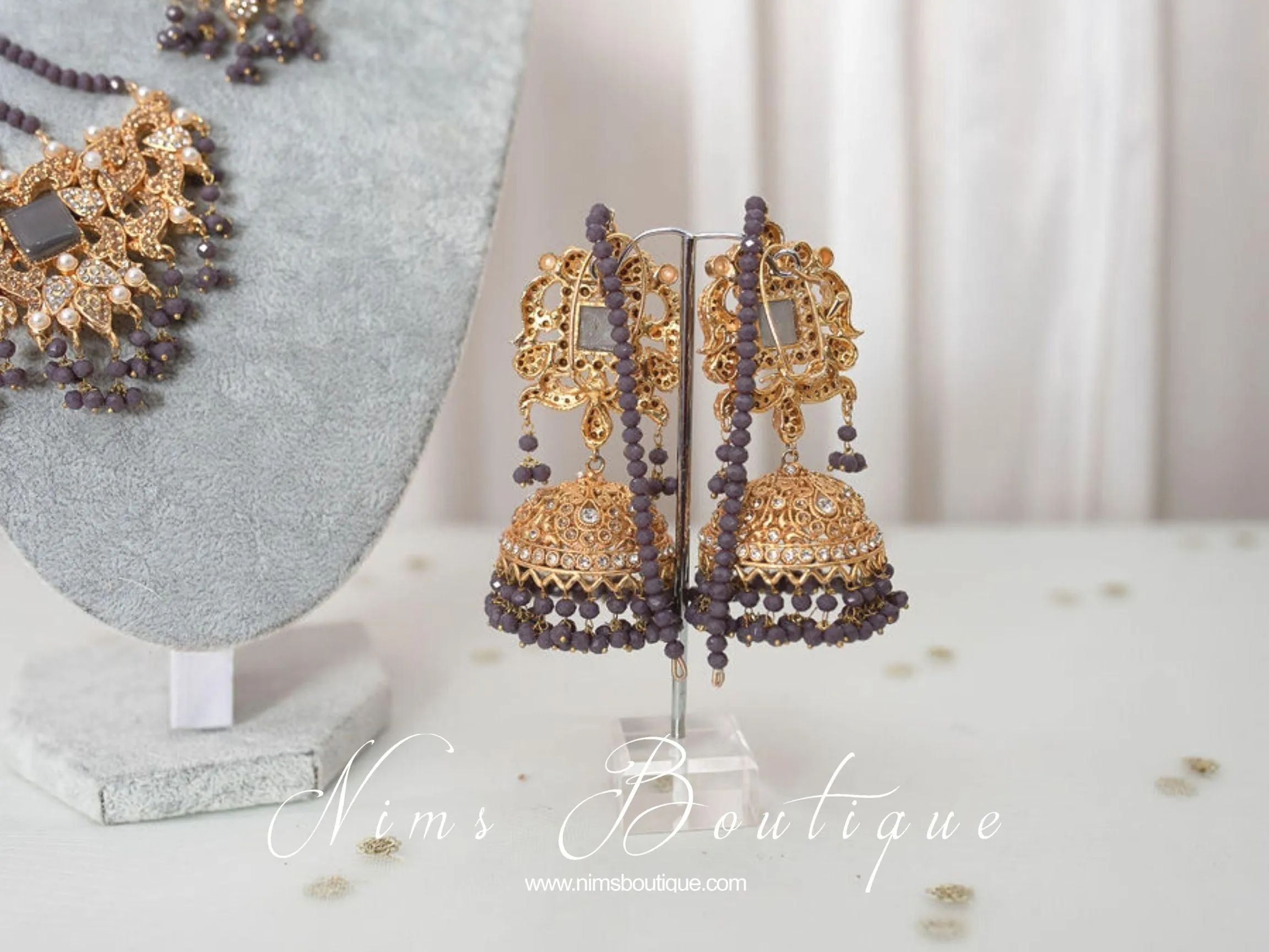 Ridhi Dark Grey Earrings, Tikka & Passa Set