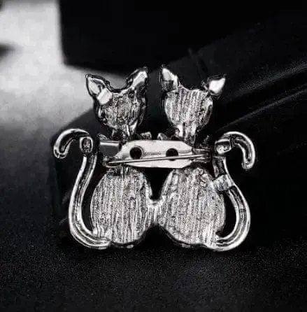Shop Fashionable Shell Cats Brooches