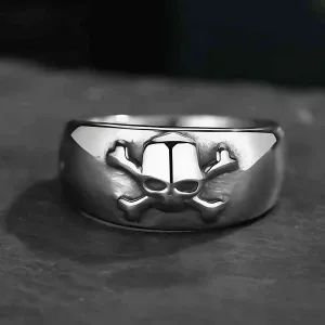 Skull and Crossbones Ring