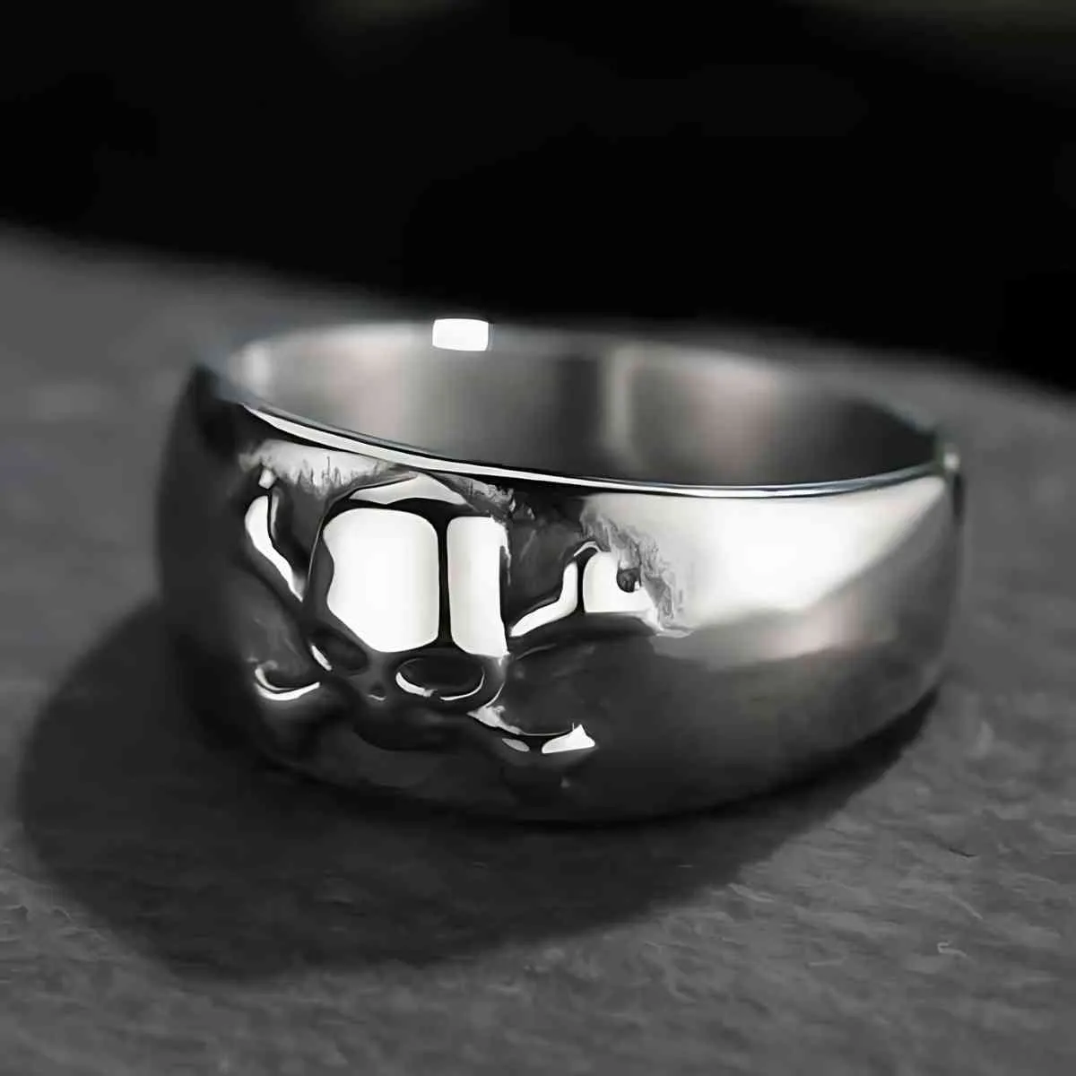 Skull and Crossbones Ring