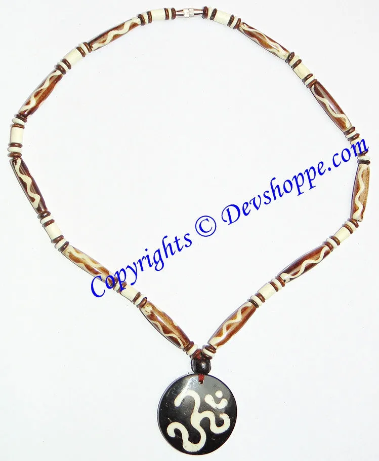 Stylish necklace with Aum (Om) pendant