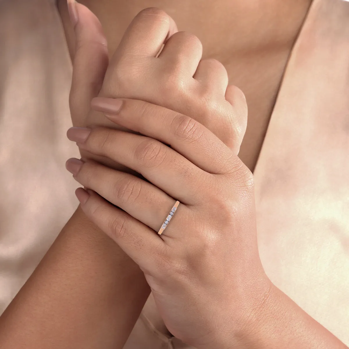 Timeless Round Dimaond Rose Gold Matching Band
