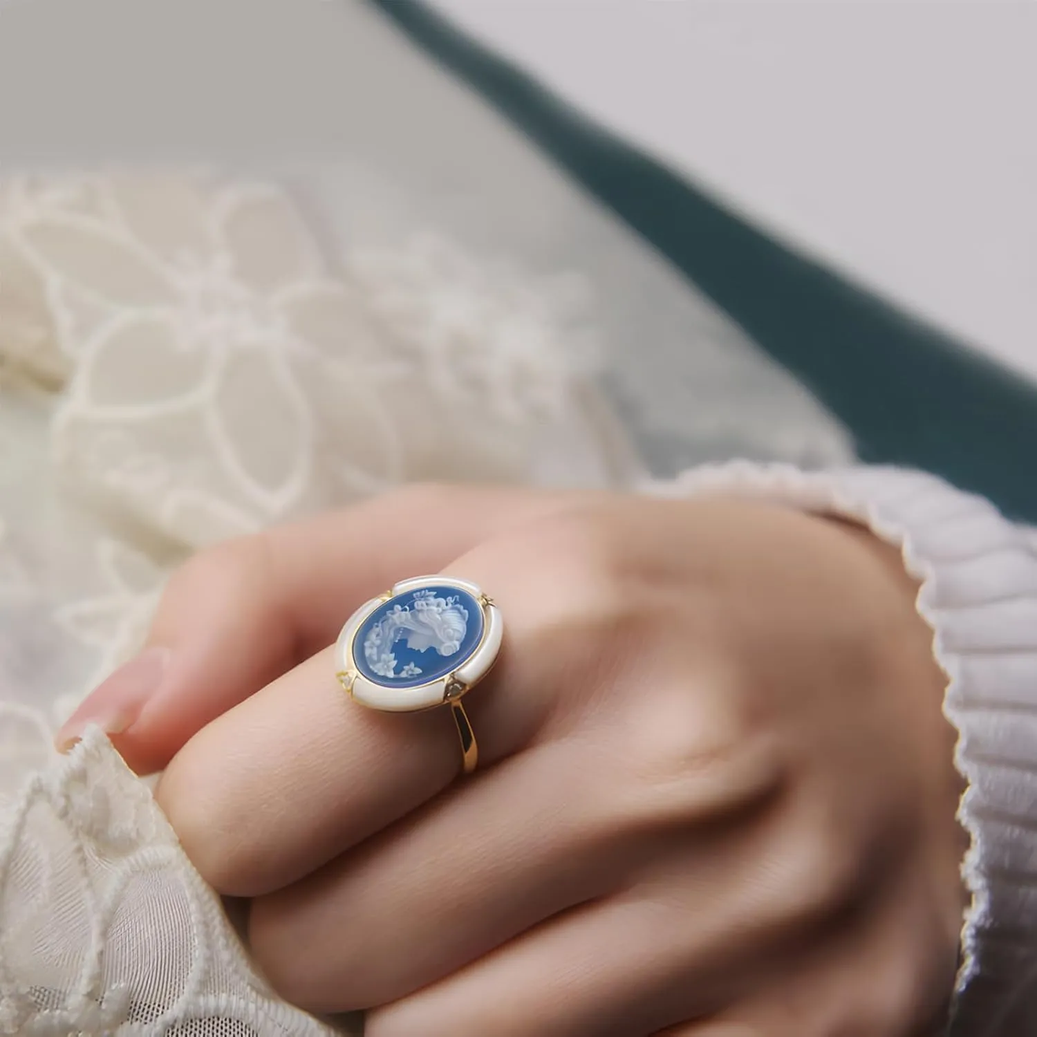 Victorian Cameo Ring in Shell Frame, Antique Agate Cameos Silhouette Rings Adjustable, Vintage Retro Art Deco Cameo Jewelry for Women