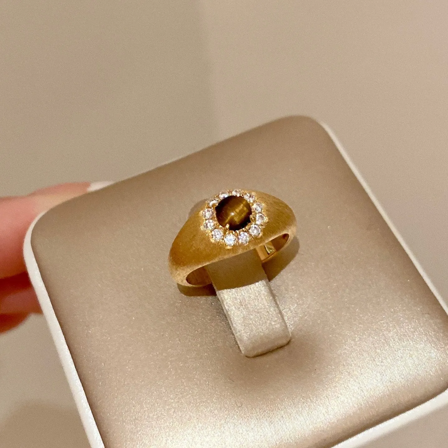 Vintage Brushed Tiger's Eye Midi Ring
